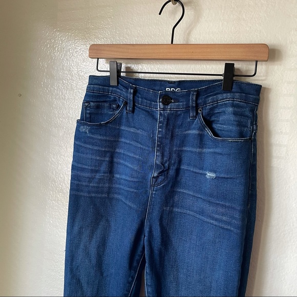 BDG | Super High Rise Twig Ankle Jeans - Picture 2 of 7